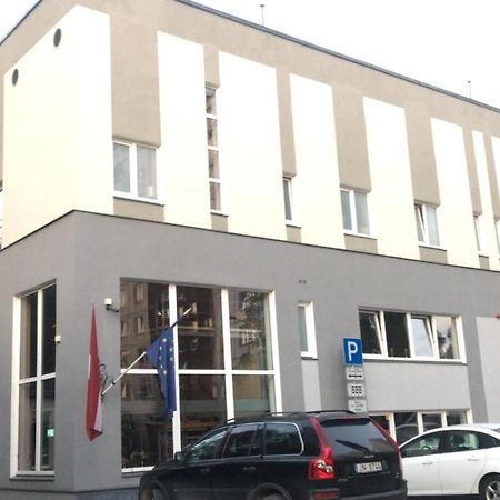 Hotel Sia Cikstonis à Riga Extérieur photo