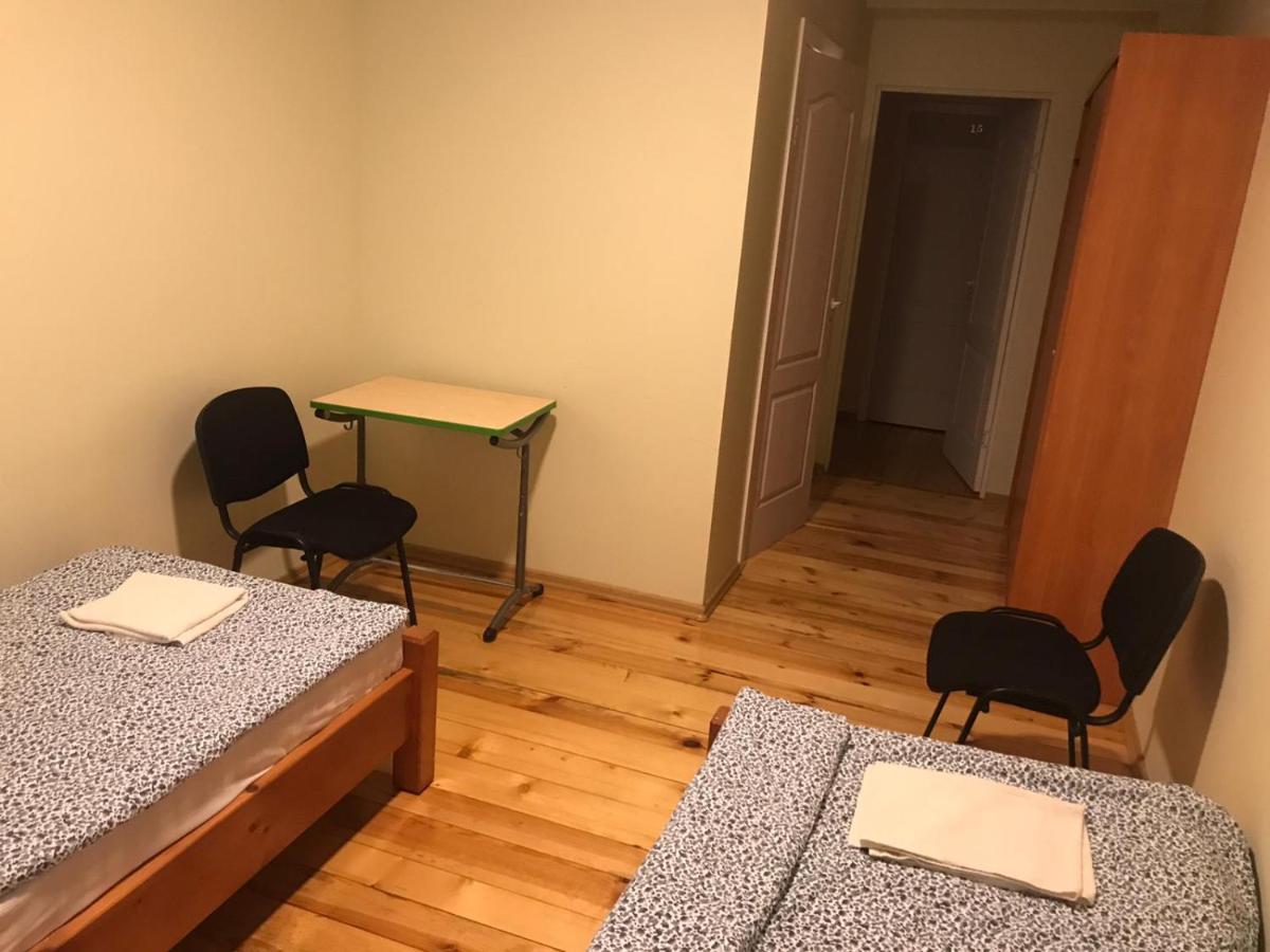 Hotel Sia Cikstonis à Riga Extérieur photo