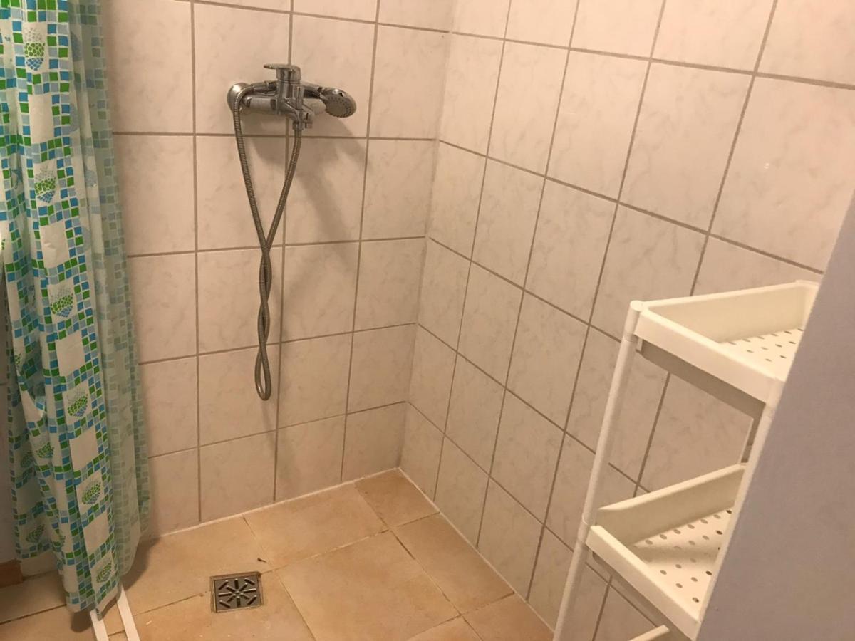 Hotel Sia Cikstonis à Riga Extérieur photo
